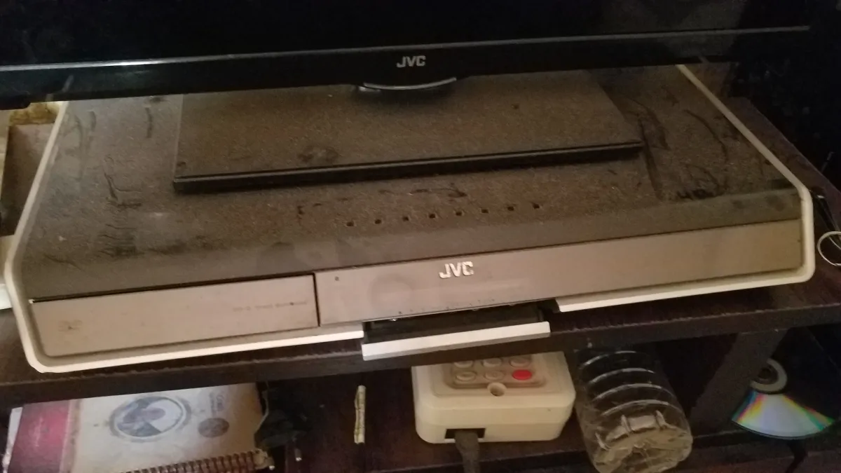 Jvc DVD player - Image 2
