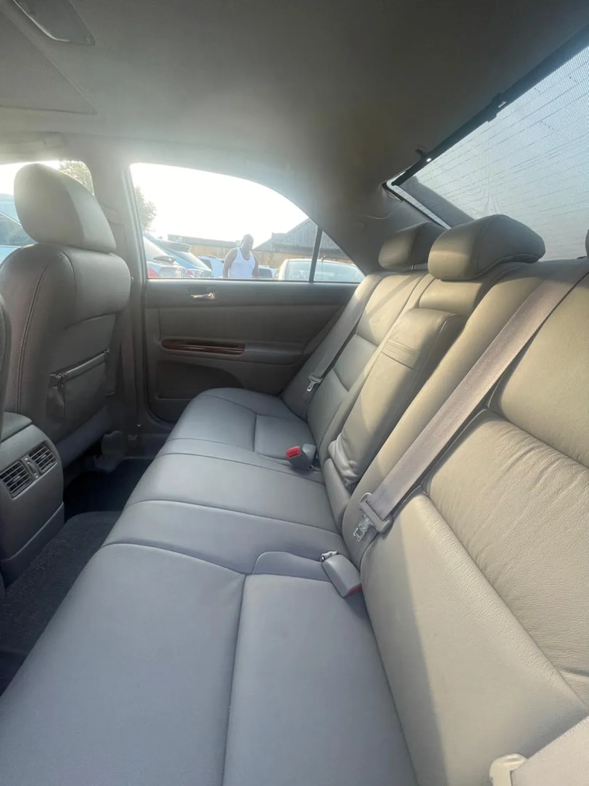 Toyota Camry - Image 2