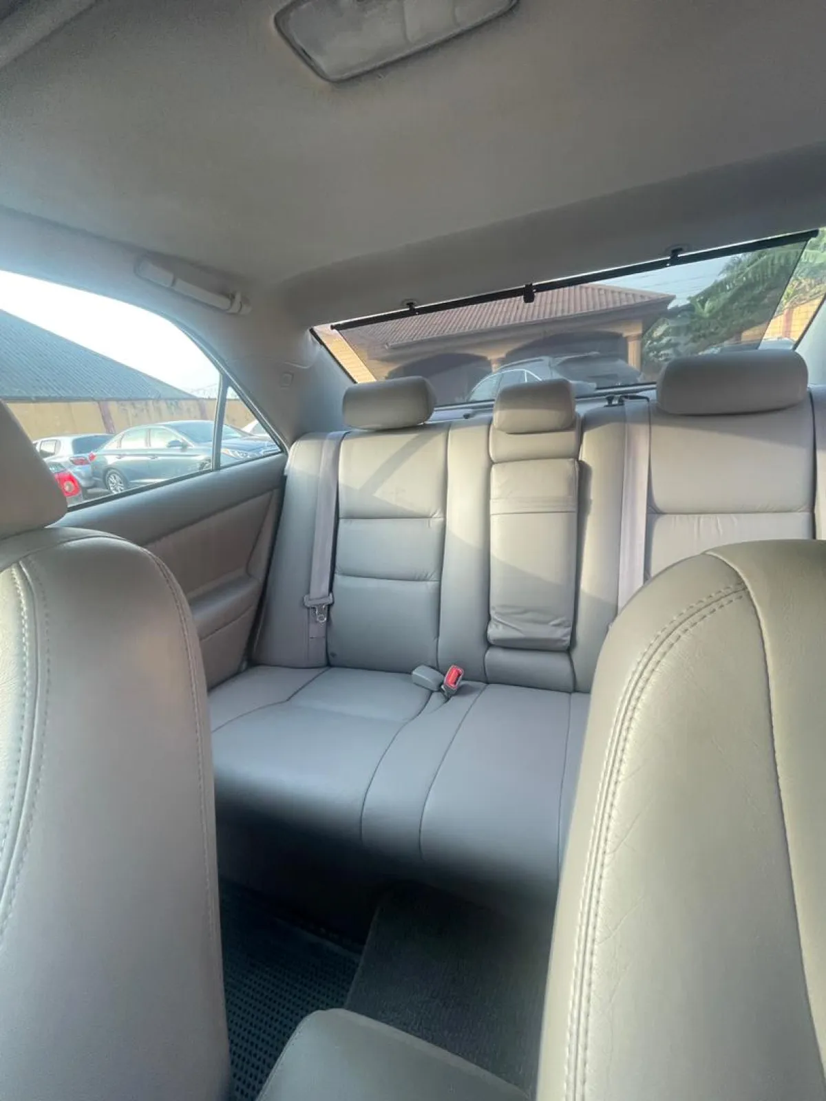 Toyota Camry - Image 6