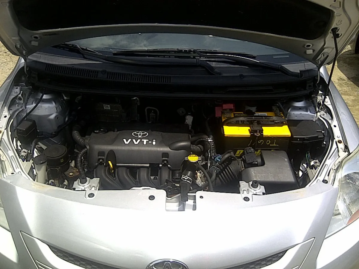 Sparkling Tokunbo 2007 Toyota Yaris - Image 3