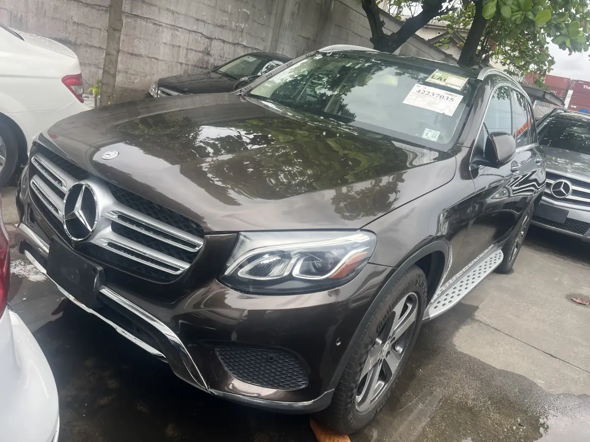 Foreign Used 2017 Mercedes Benz Glc300 - Image 2