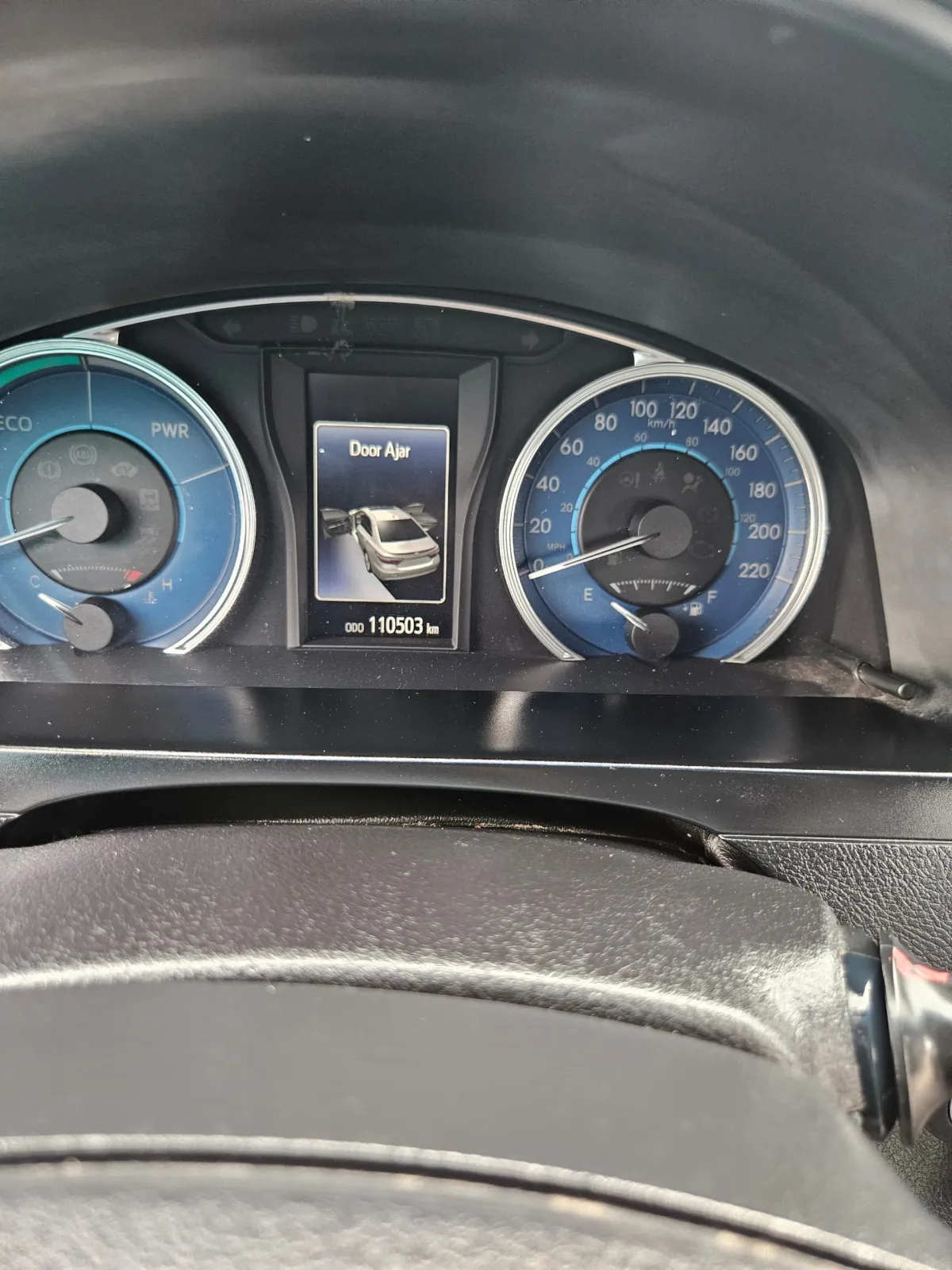 Foreign used 2015 Camry LE Mileage 110k KM(80k miles-US) N1 - Image 5