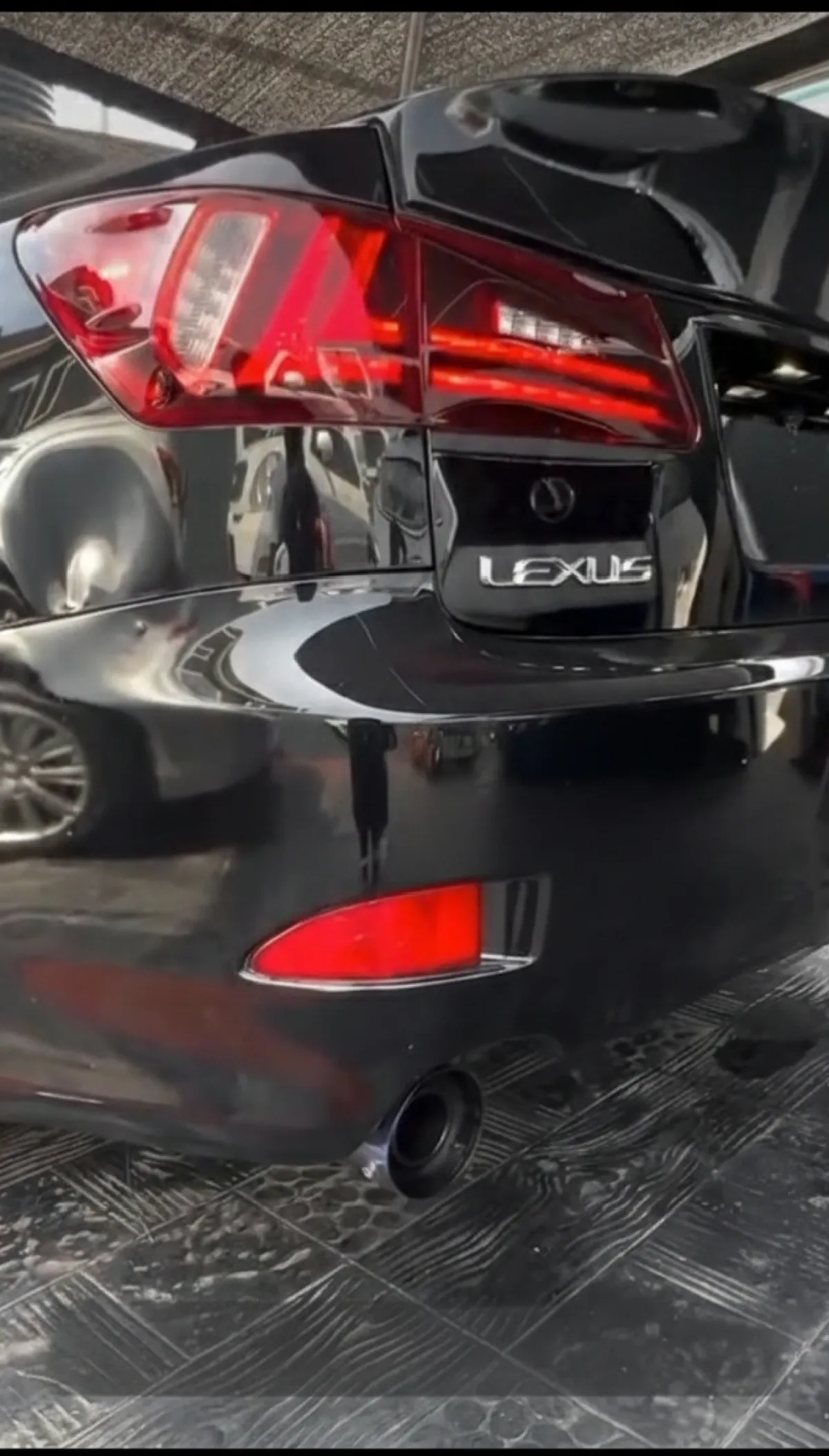 2008 Lexus IS 350 powerful 3. 5L V6 - Image 3