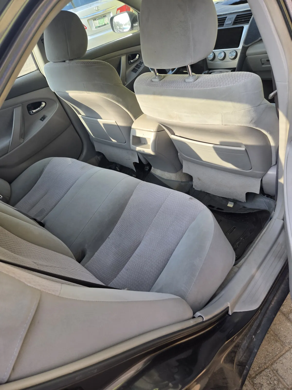 Toyota Camry 2010 for Sale at 6. 5 Million - Image 4