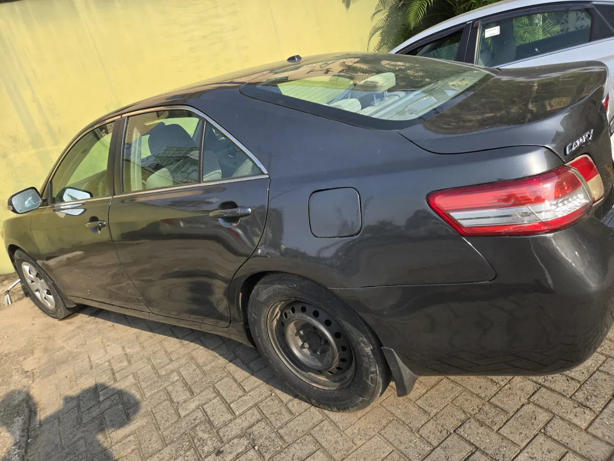 Toyota Camry 2010 for Sale at 6. 5 Million - Image 5