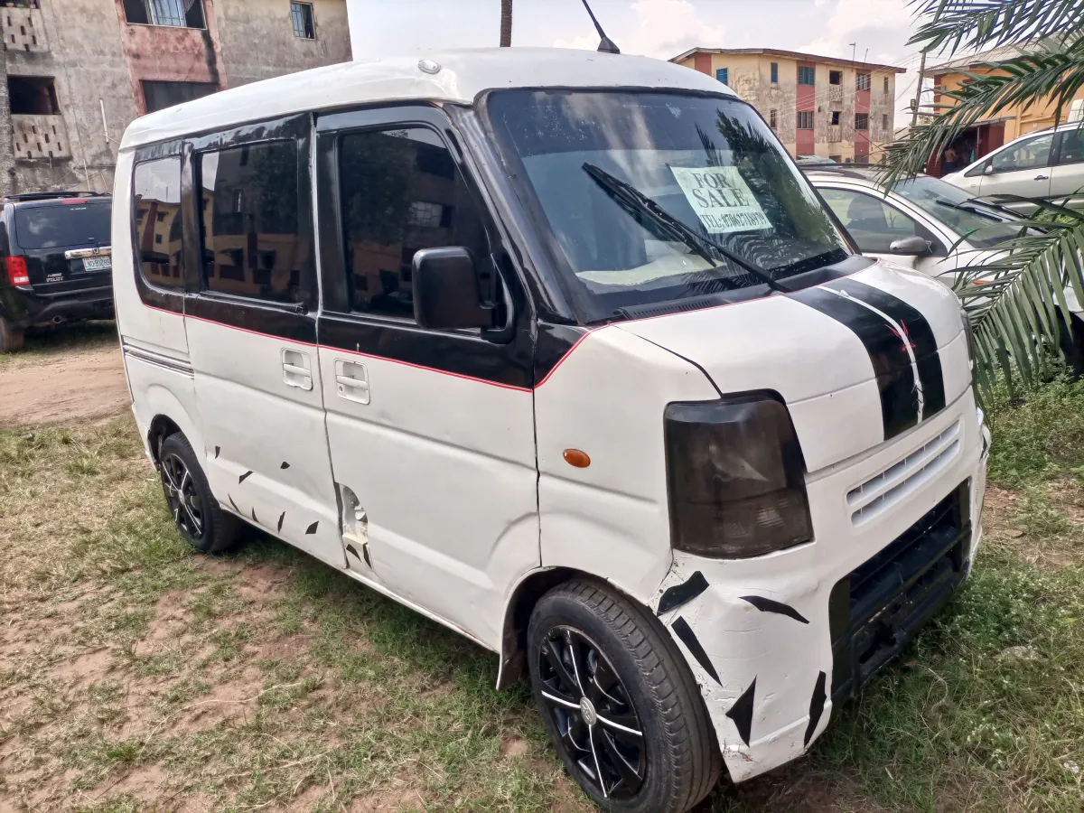 Suzuki every mini bus - Image 2