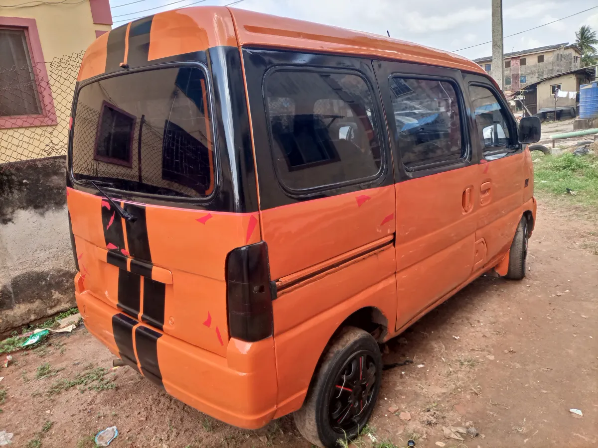 Used mini bus Suzuki every - Image 4