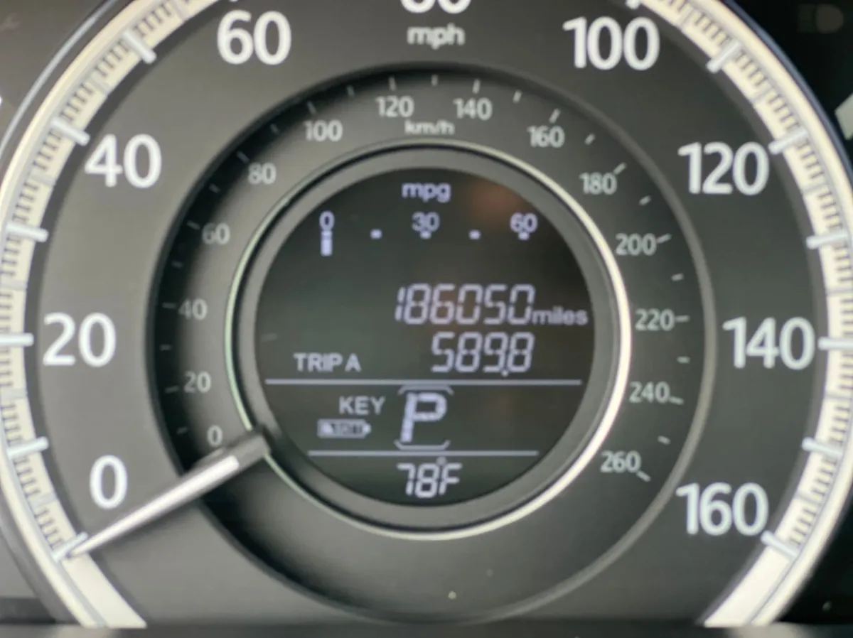 Sharp Tokunbo Honda Accord For Sale - Image 3