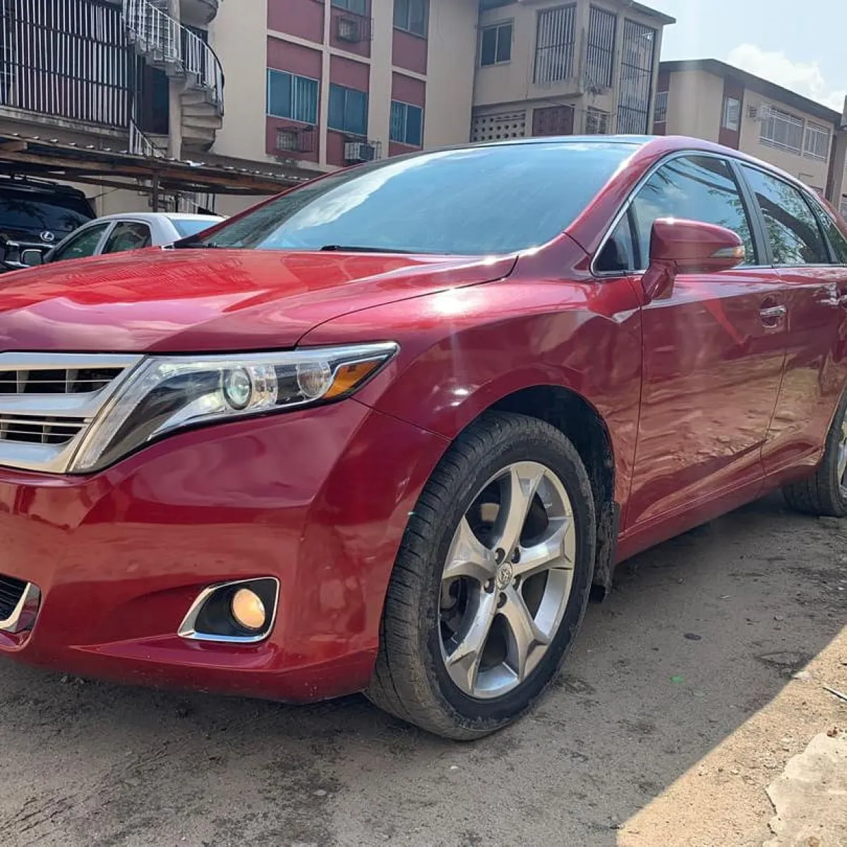 Newly Arrived Tokunbo Toyota Venza - Image 3
