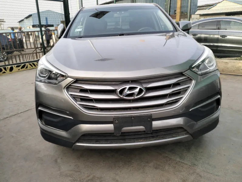 FOREIGN USED HYUNDAI SANTA FE SPORT