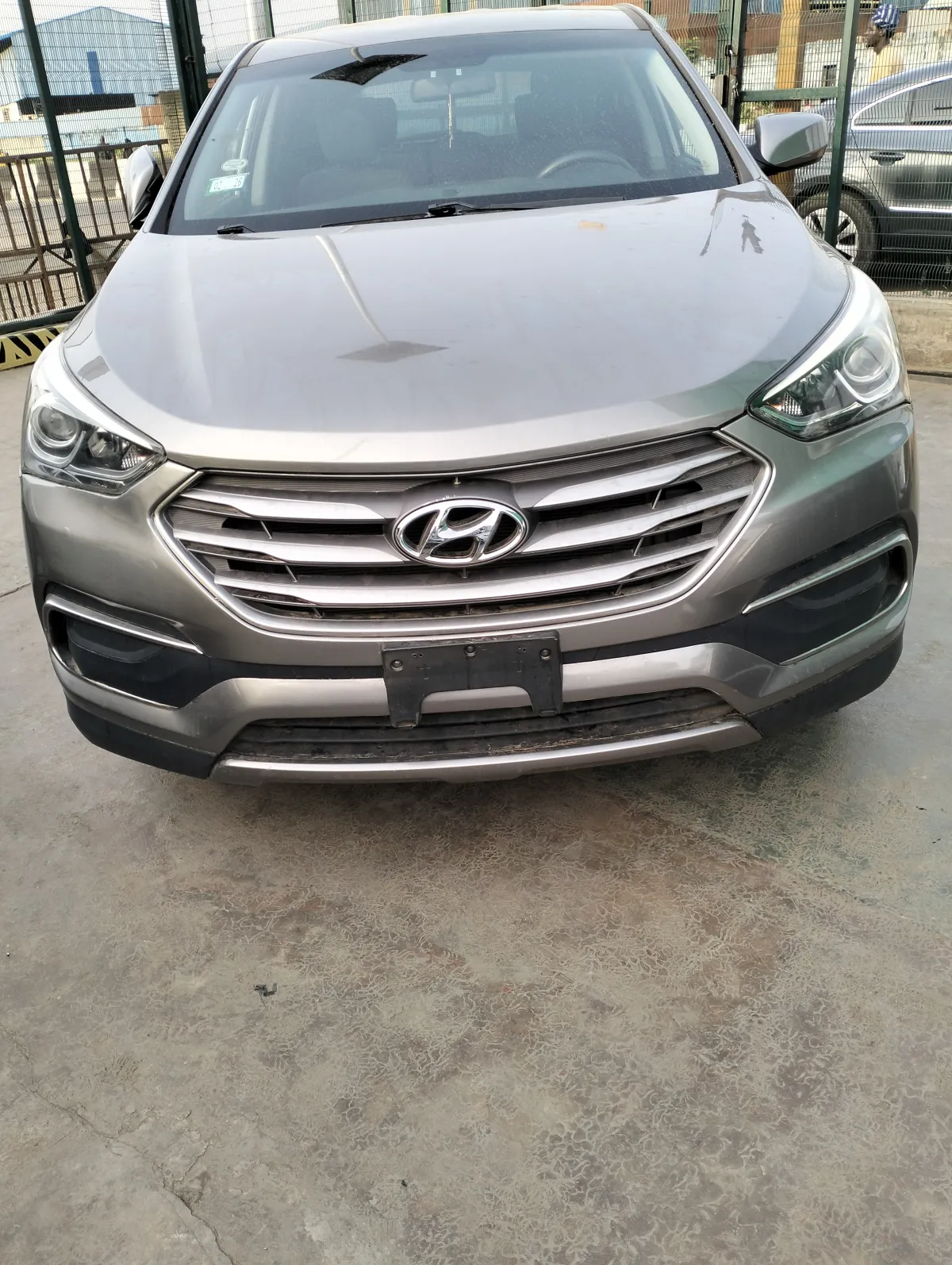 FOREIGN USED HYUNDAI SANTA FE SPORT - Image 3