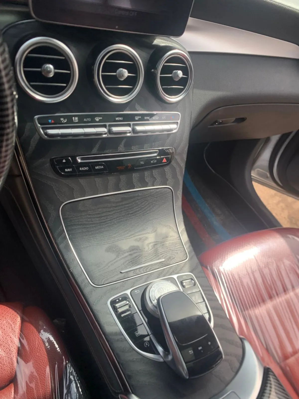 Mercedes Benz GLC300 2017 Coupe 4matic full Option - Image 5