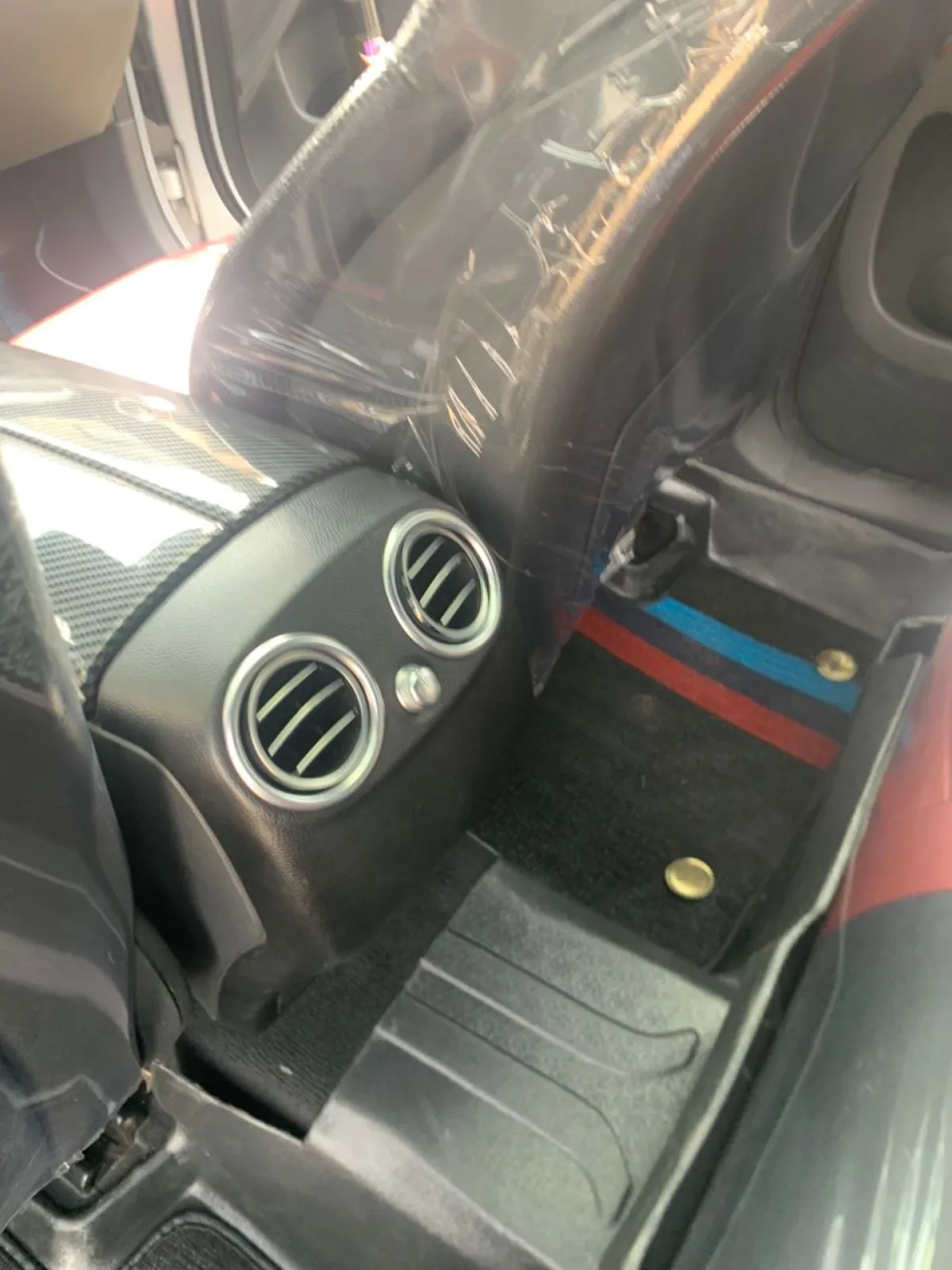 Mercedes Benz GLC300 2017 Coupe 4matic full Option - Image 13