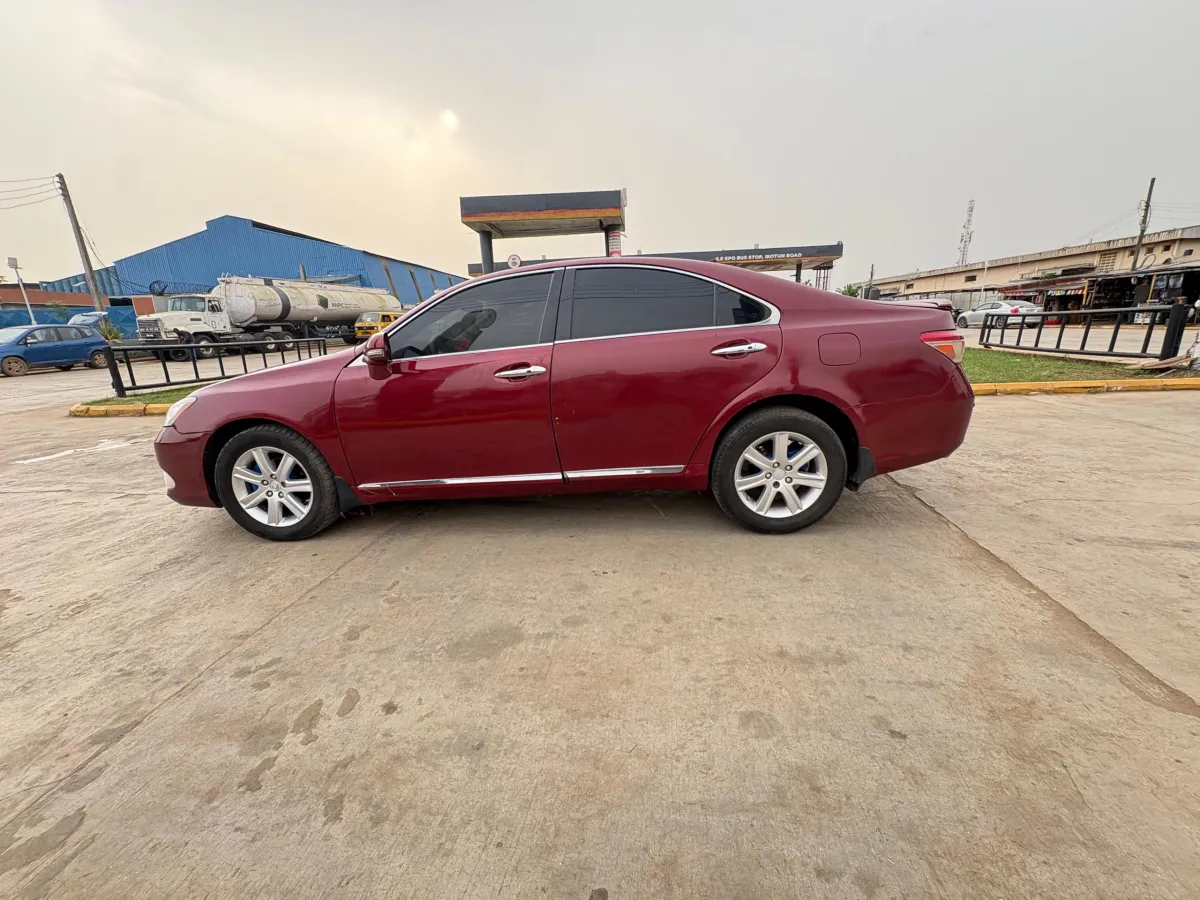 Es350 2011 model for sale - Image 3