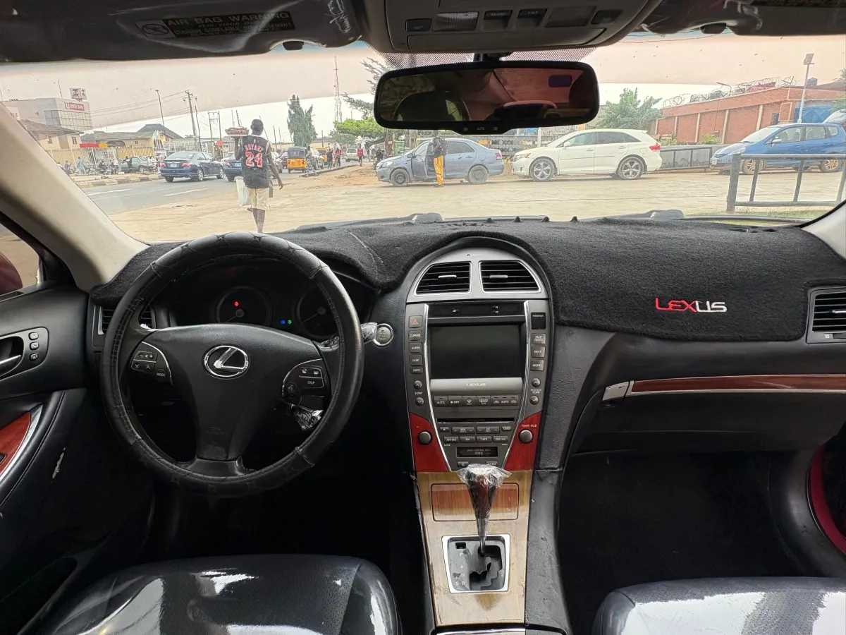 Es350 2011 model for sale - Image 8