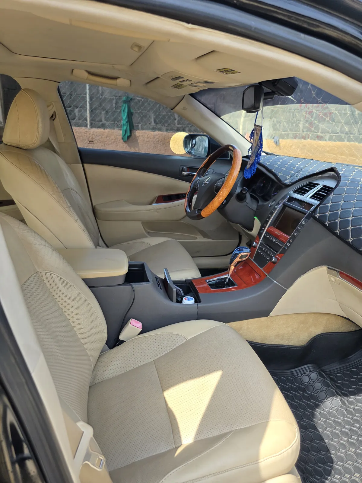 Es350 2012 model - Image 5