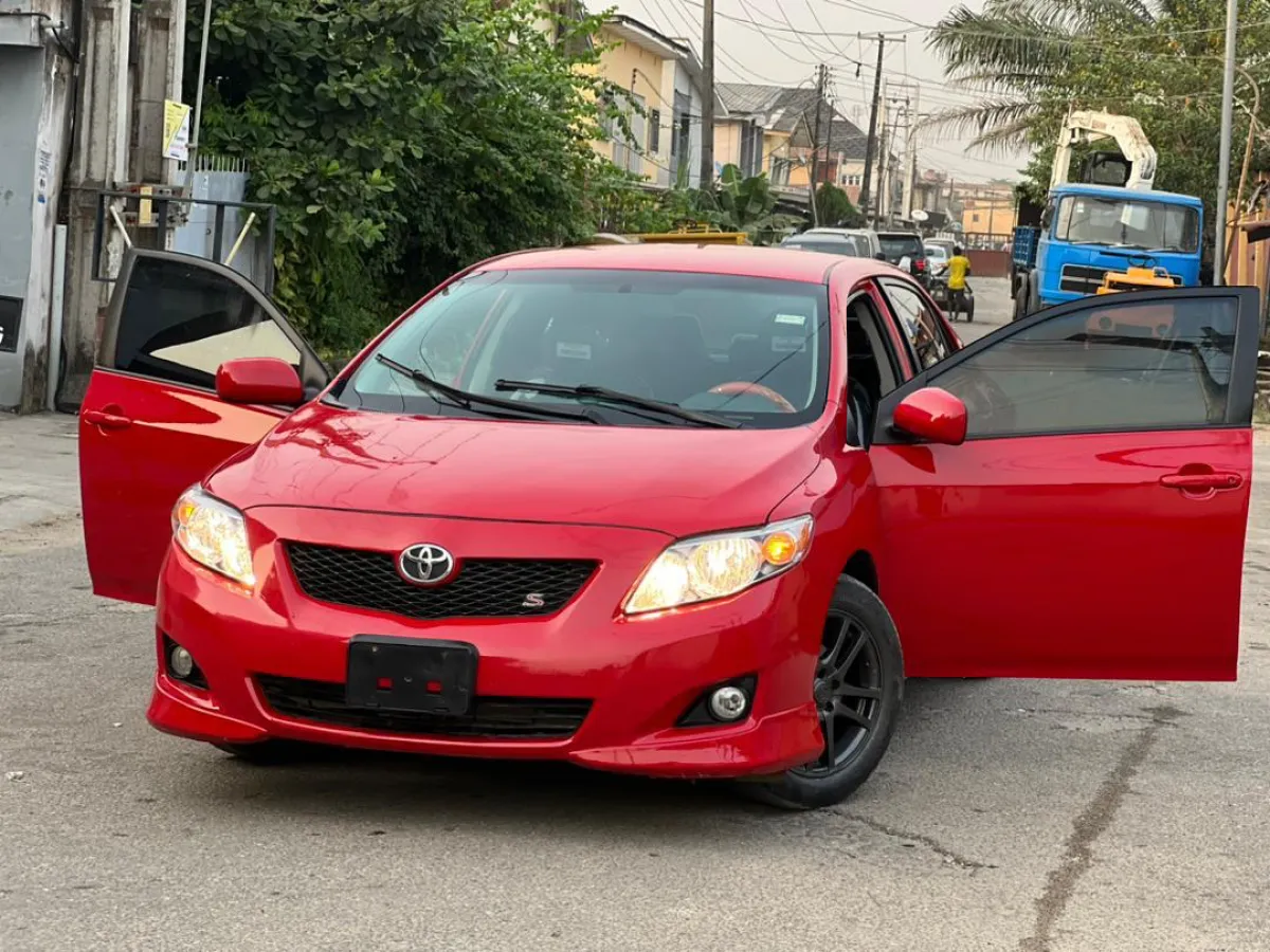 2010 DIRECT TOKUMBO TOYOTA COROLLA - Image 5