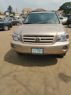Toyota Highlander 05