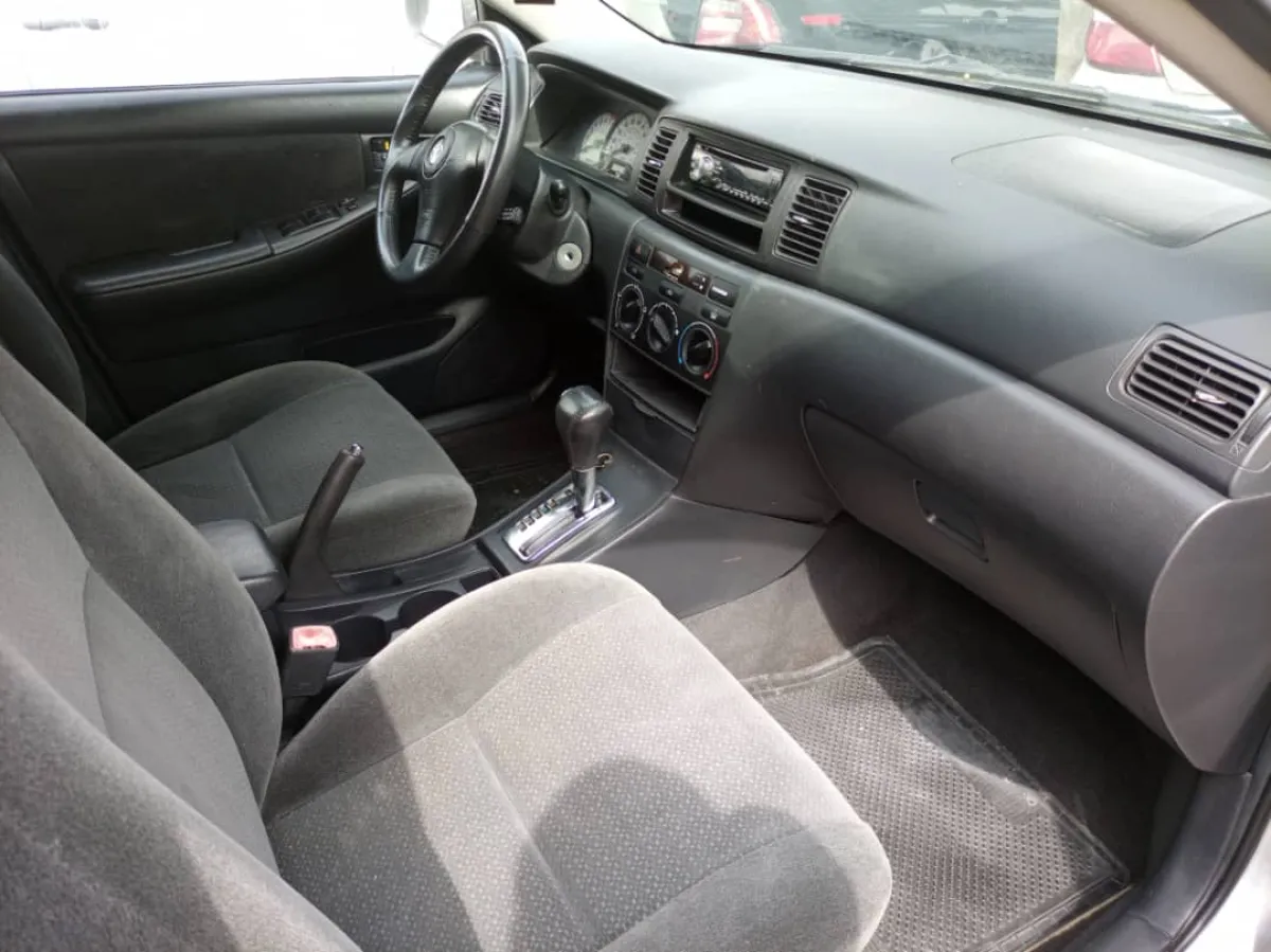 2004 Toyota Corolla Sport Direct Tokunbo - Image 3