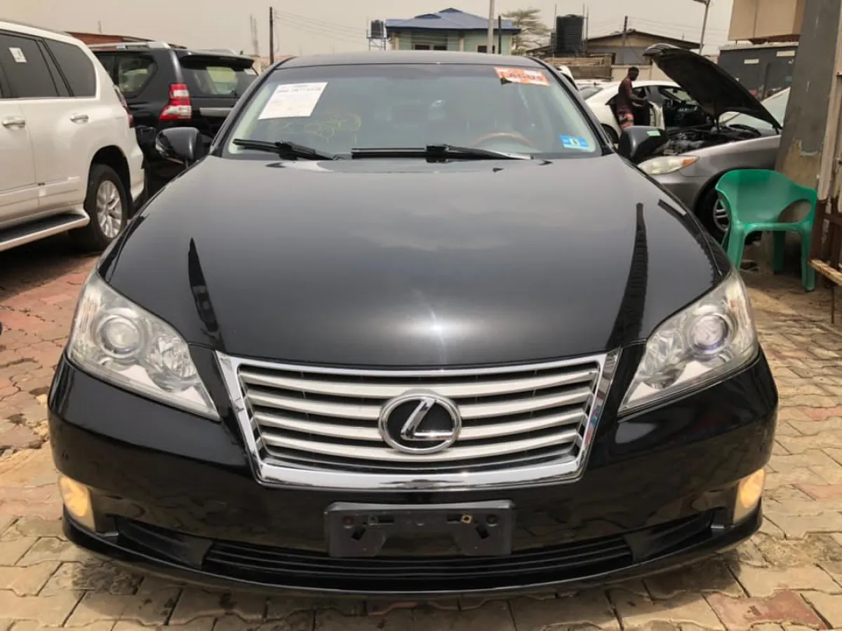 Lexus Es350 2010 Black - Image 1