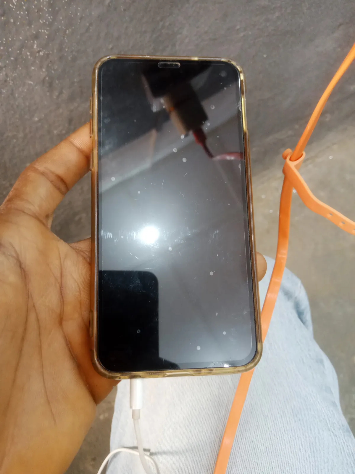 Samsung s10e - Image 1