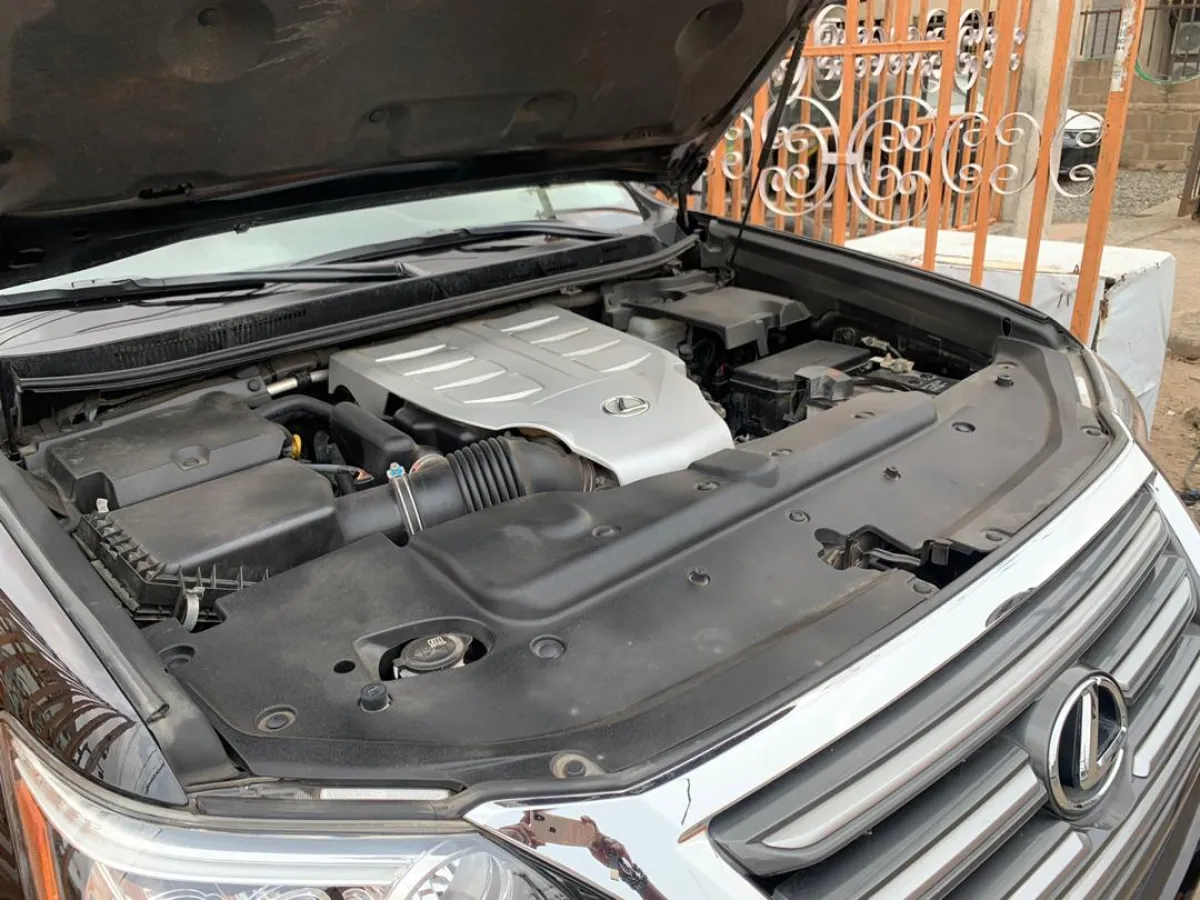 A Clean Lexus GX460 For Sale - Image 3