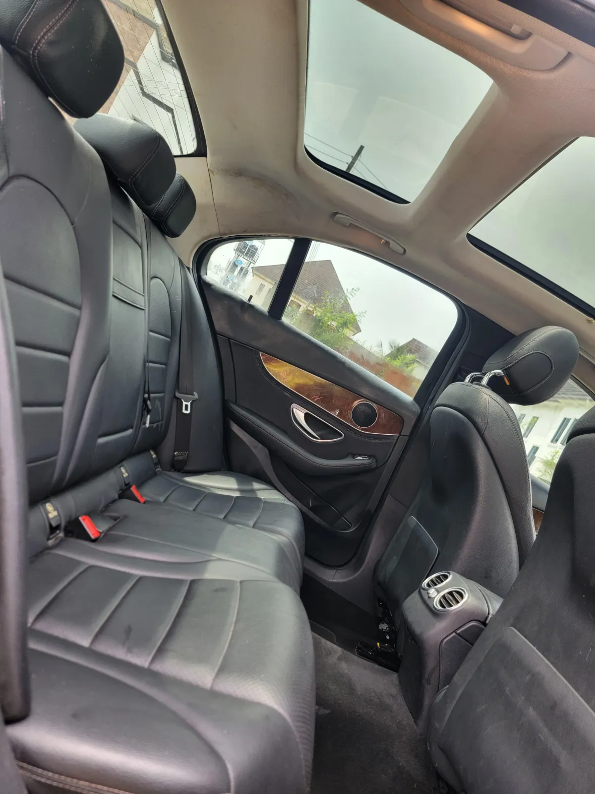 Mercedes Benz C300 2016 Fullest Option 4matic - Image 5