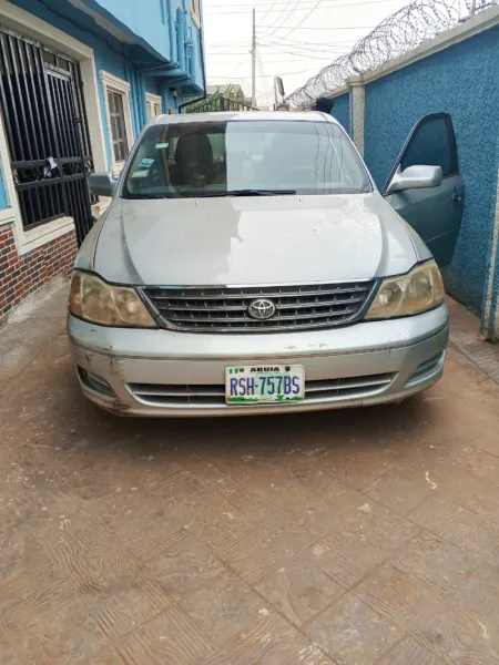 Avalon 1st gen distress sales