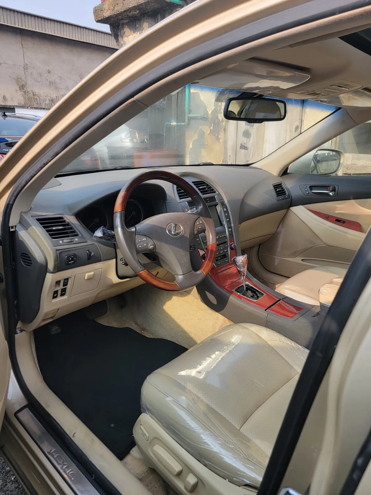 Lexus ES350 2008 Fullest Option - Image 8