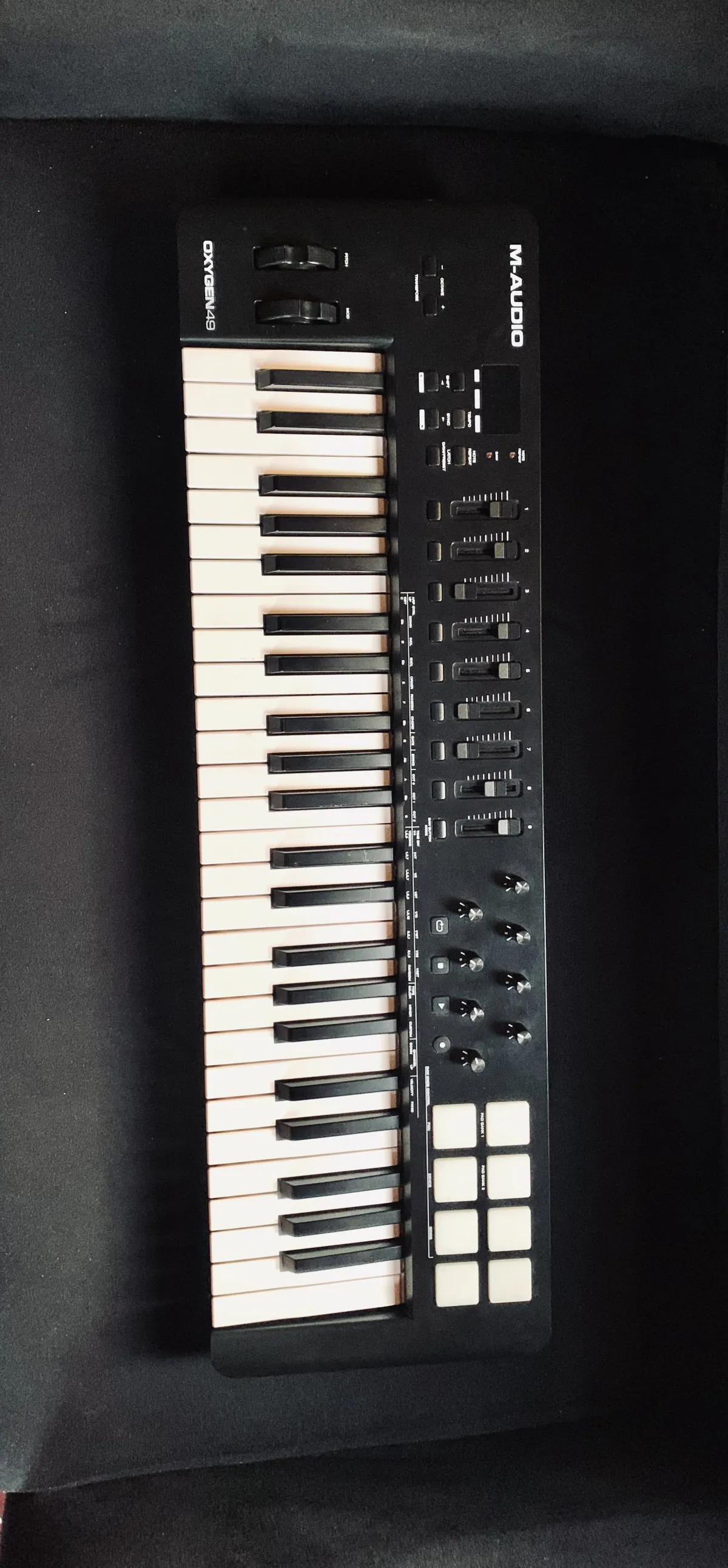 M Audio oxygen 49 - Image 1