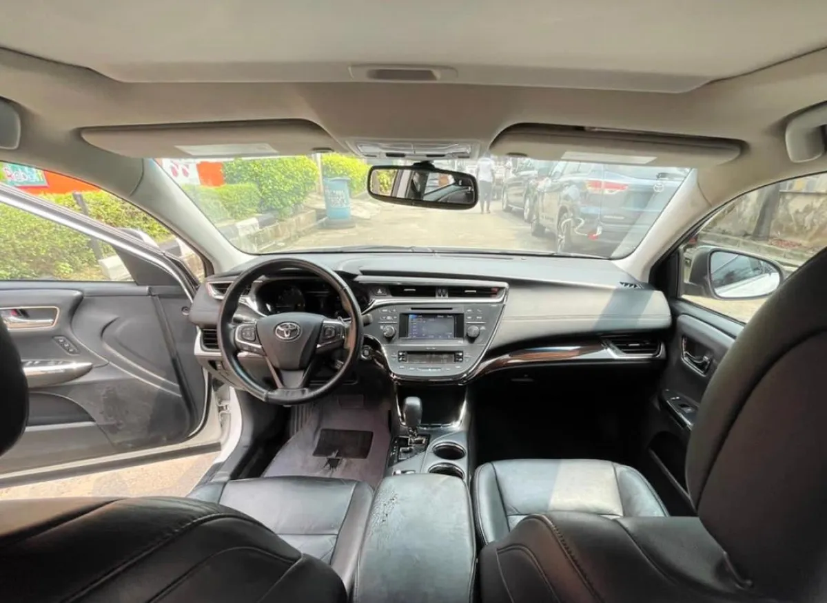 Clean Tokunbo 2013 Toyota Avalon Xle Call - Image 5