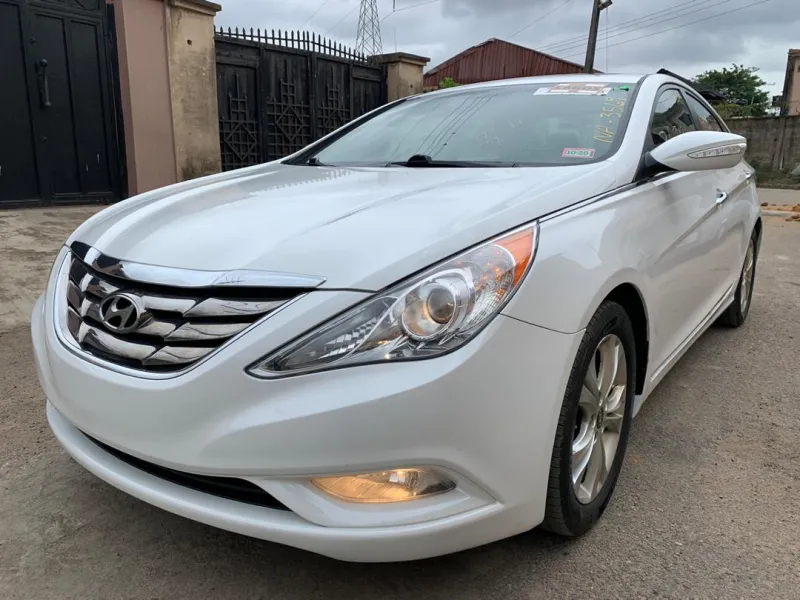2011 Hyundai Sonata Limited Full Option