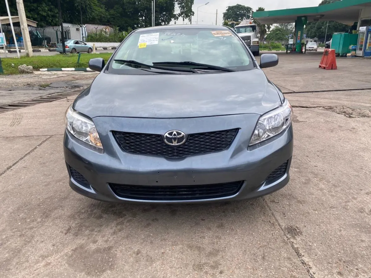 Clean Toyota Corolla Le Call - Image 1