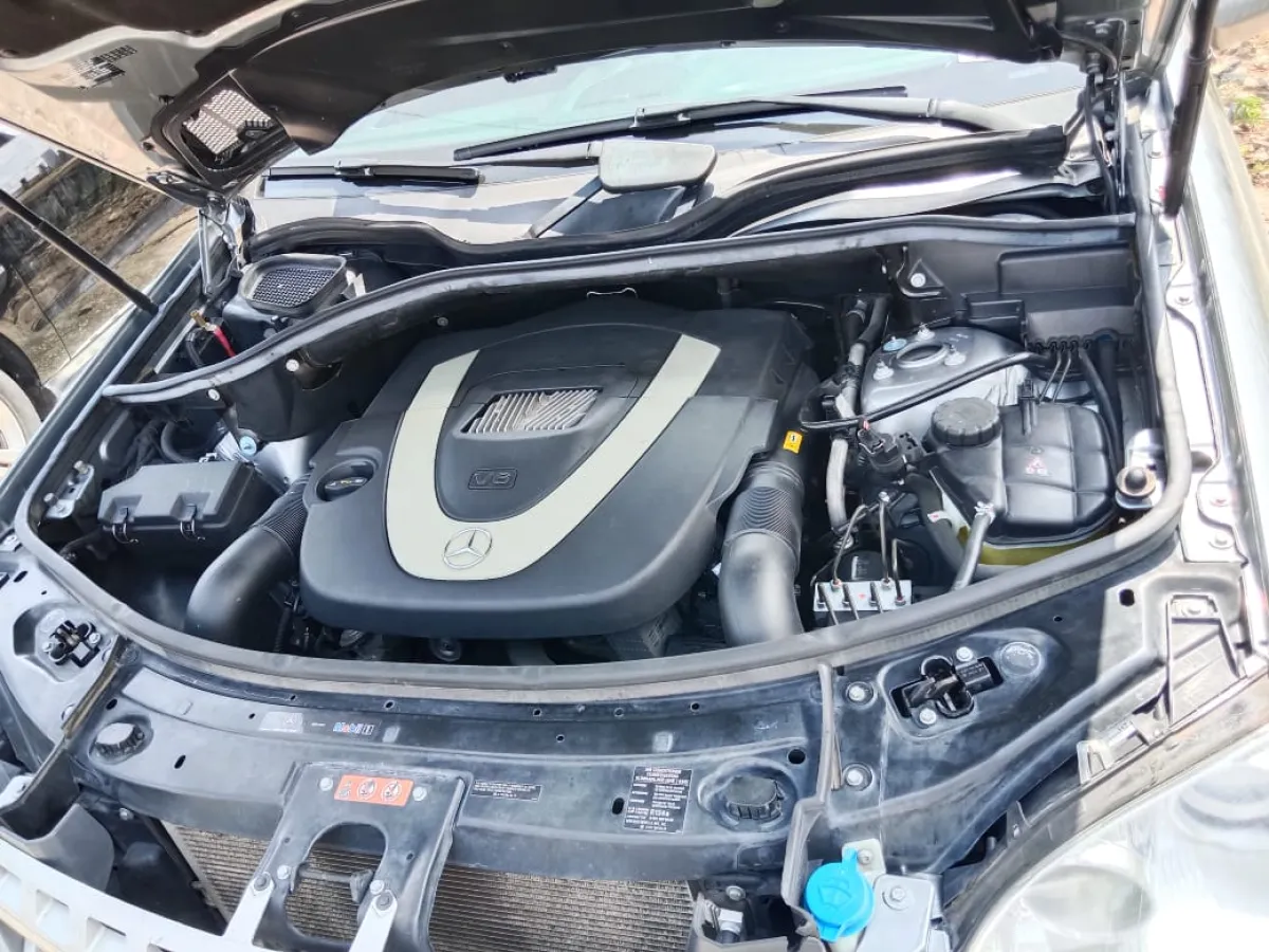 Newly Arrived Tokunbo Mercedes Benz ML 4Matic - Image 2