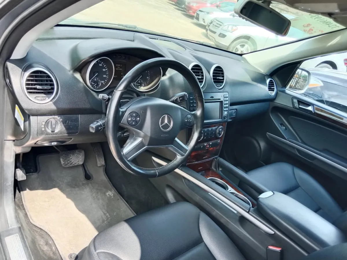 Newly Arrived Tokunbo Mercedes Benz ML 4Matic - Image 3