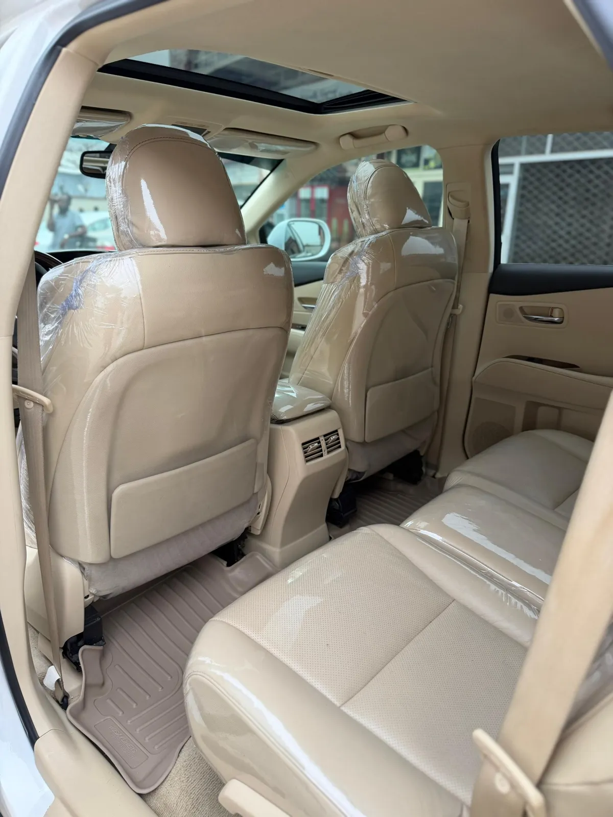 Lexus RX350 2014 Full Option - Image 9