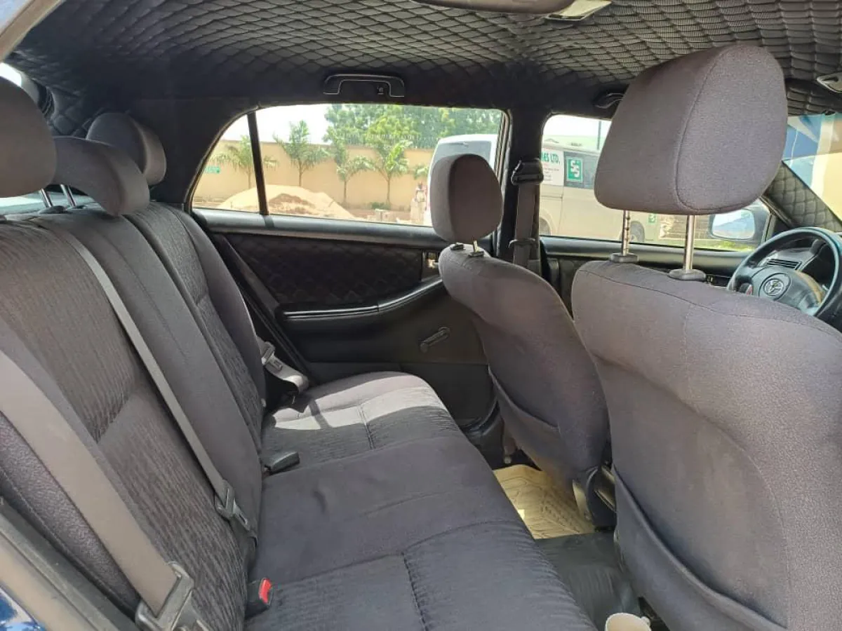 Extremely Clean Used Toyota Corolla Hatchback Obama - Image 4