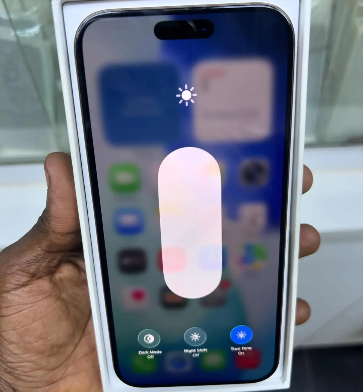 iPhone 16 Pro Max 256gb - Image 4