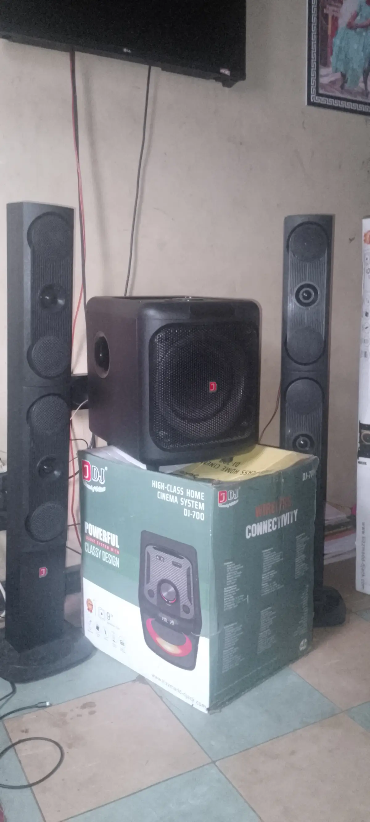 Djack home theater system 700 - Image 1