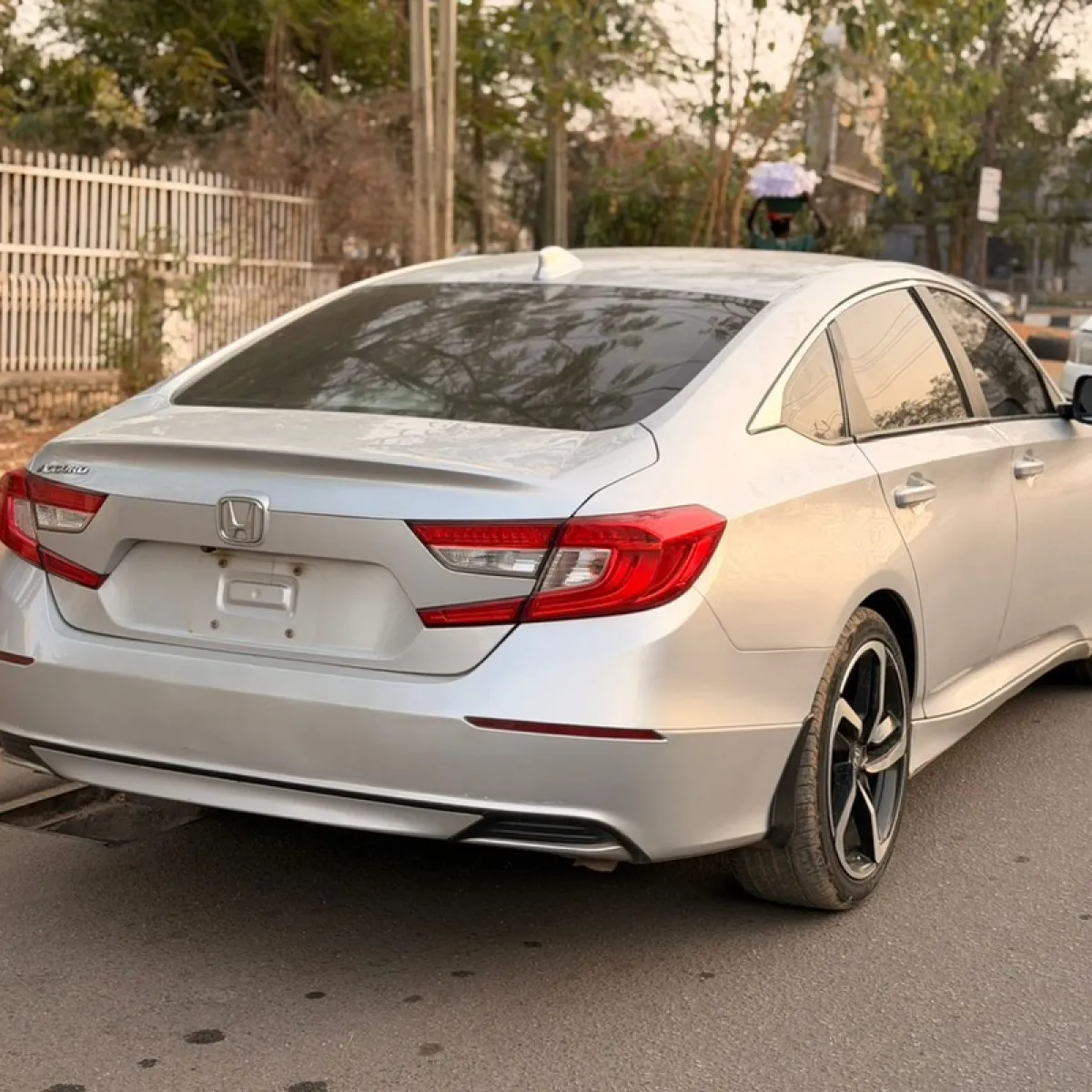 2019 HONDA ACCORD FOR SALE - Image 1