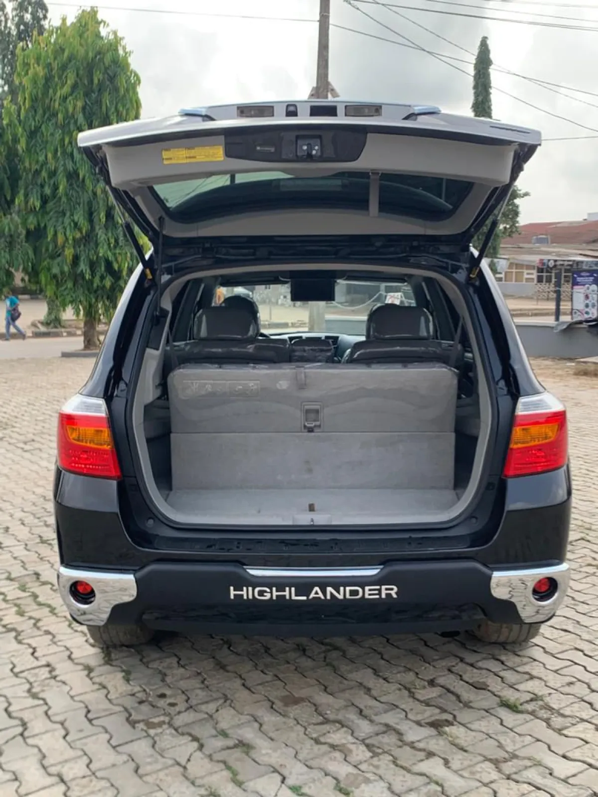 Toyota Highlander 2009 Limited Edition - Image 13