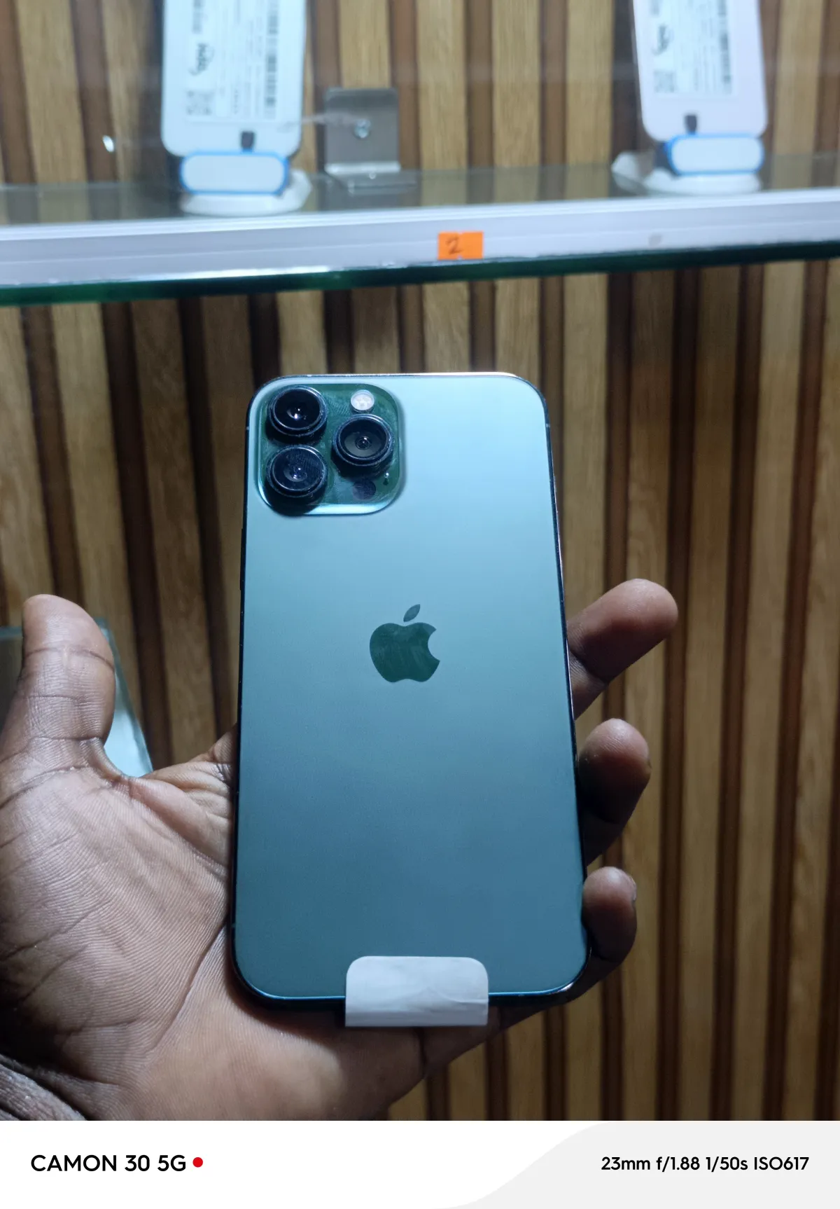 13PROMAX 128GB UK USED - Image 2