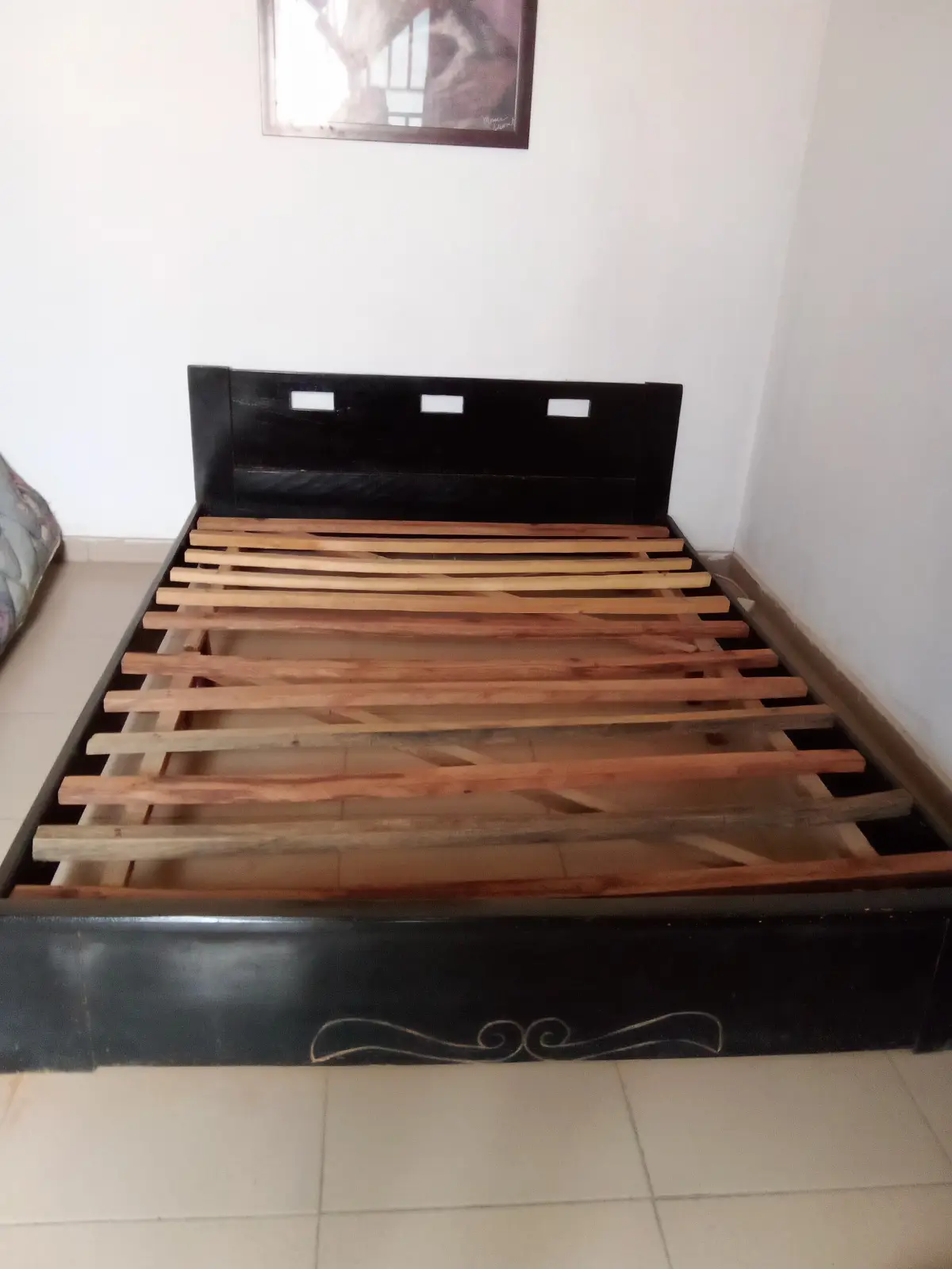 4 and half by 6 Neatly used mahogany wood bedframe available for pickup - Image 1
