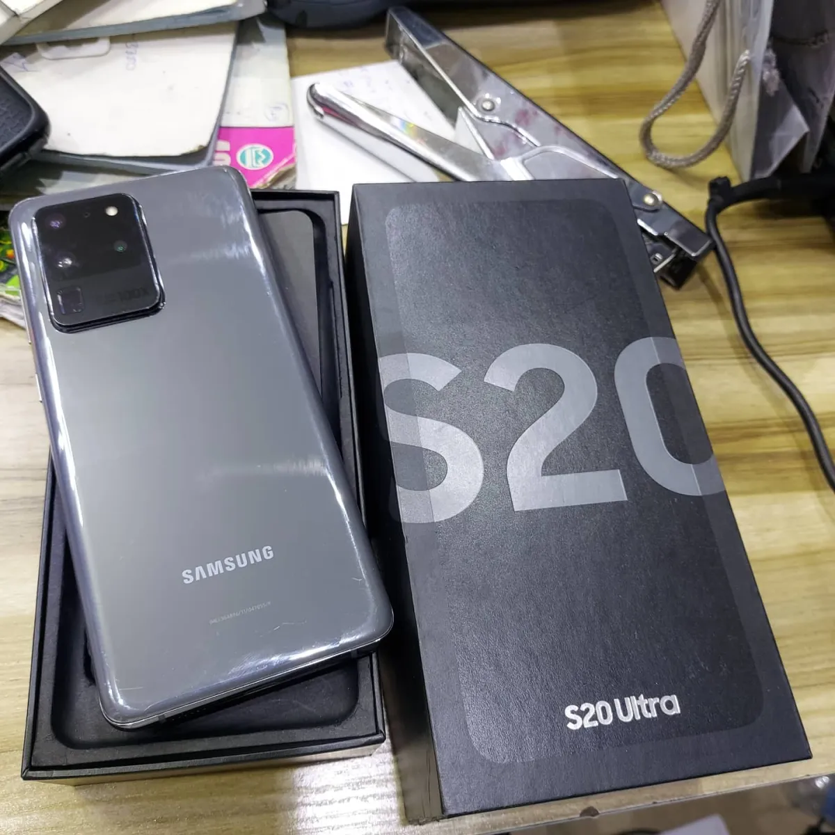 Samsung galaxy S20 ultra for sale - Image 1