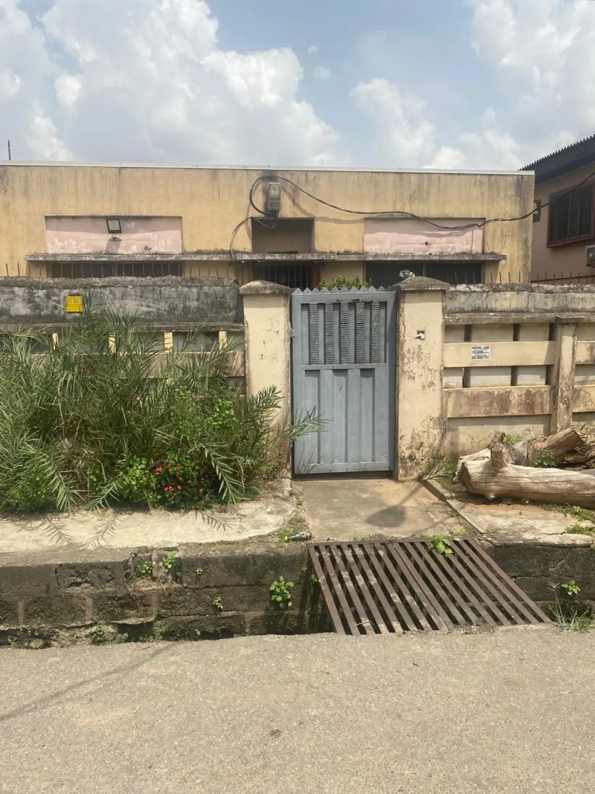 Property for sale - Image 2