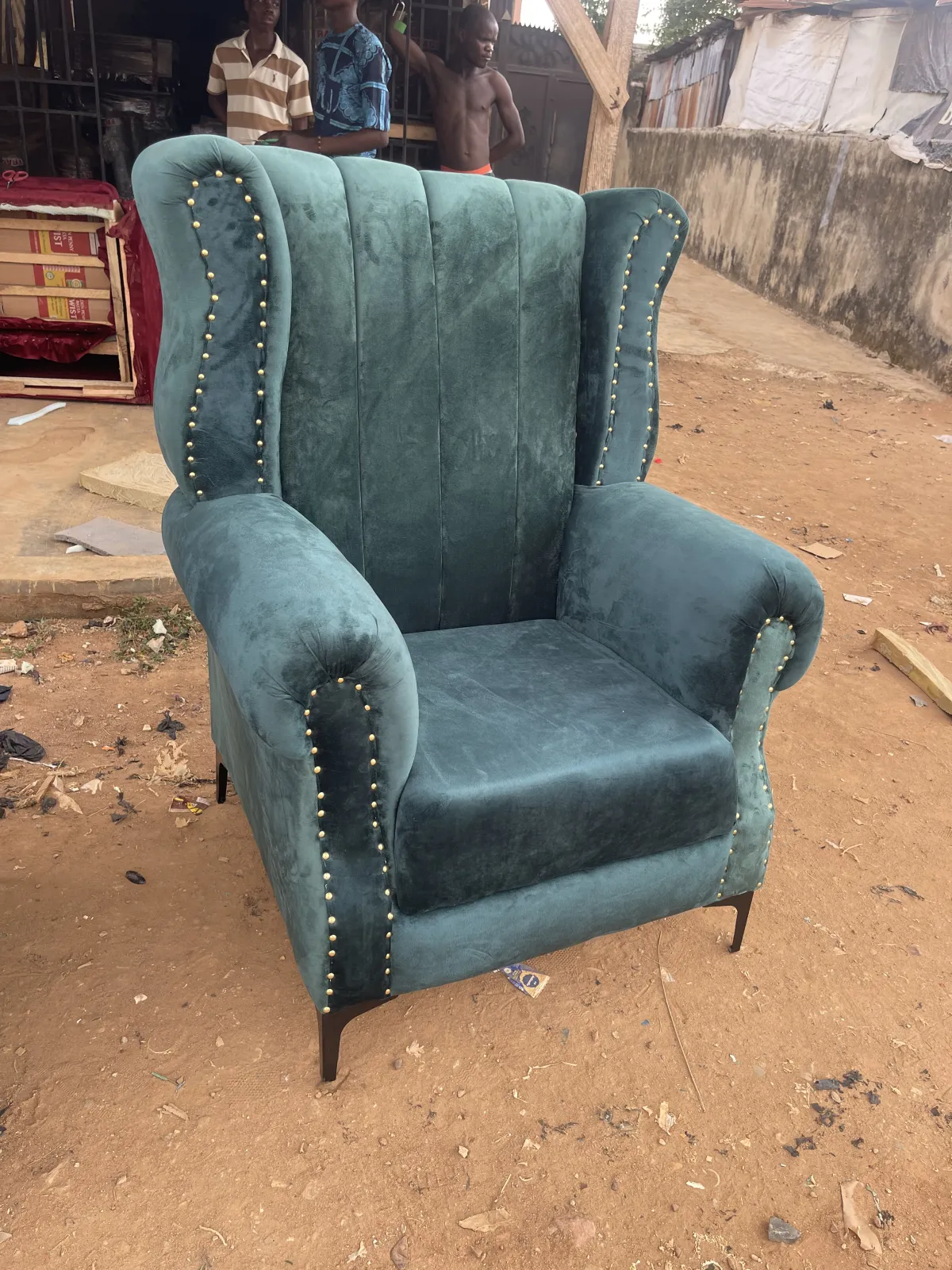 Accent couch - Image 5