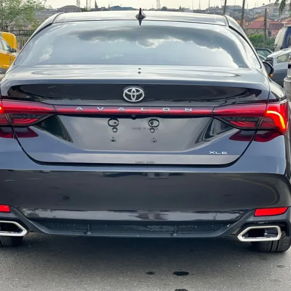Foreign Used 2019 Toyota Avalon XLE for Sale