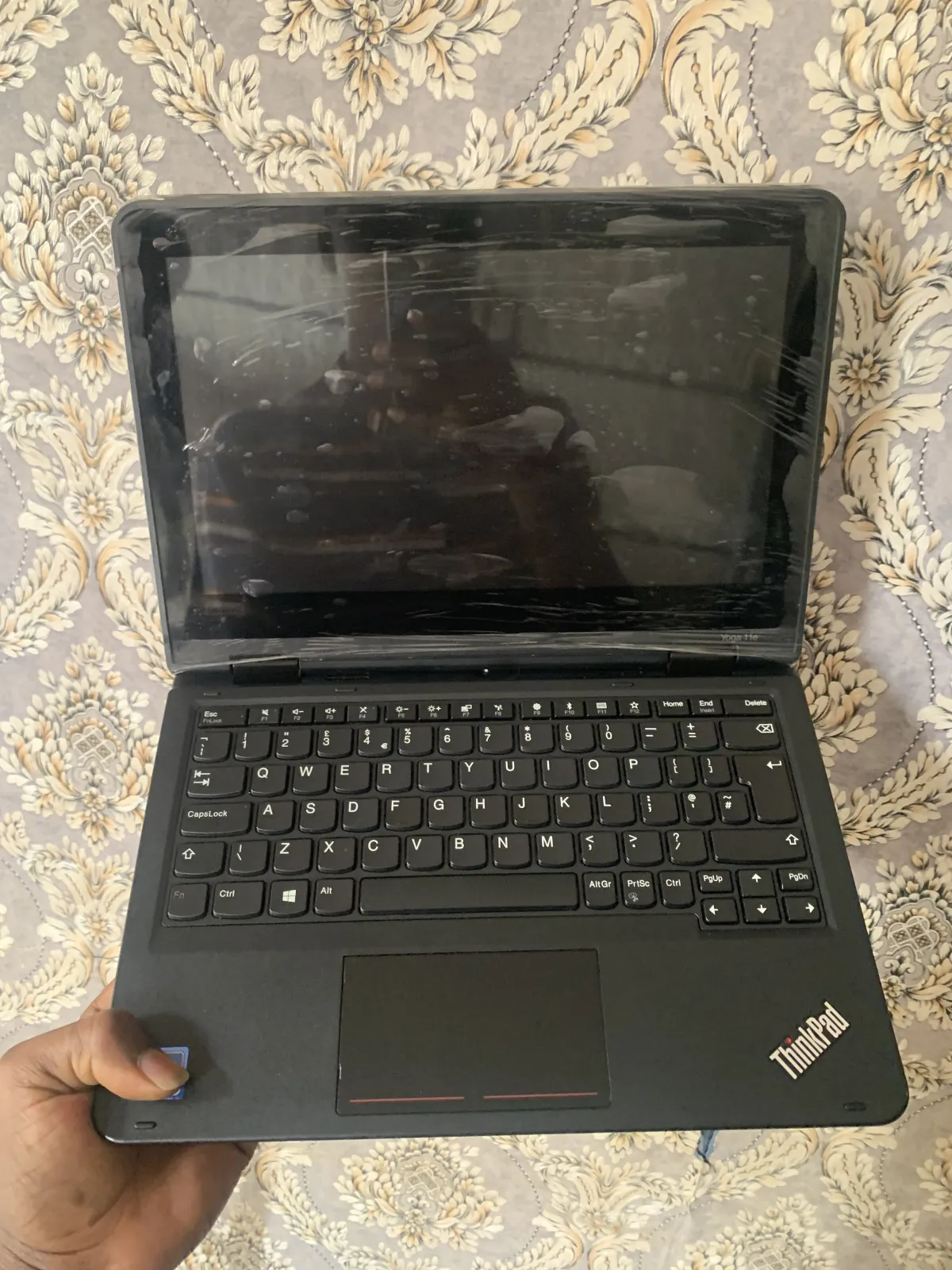 Lenovo yoga 11e - Image 3