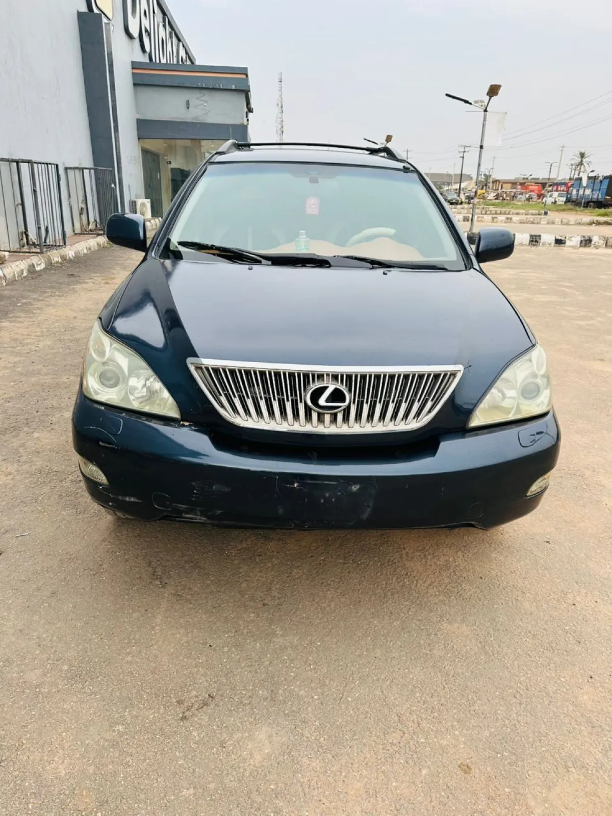 Lexus RX 330 06 - Image 1