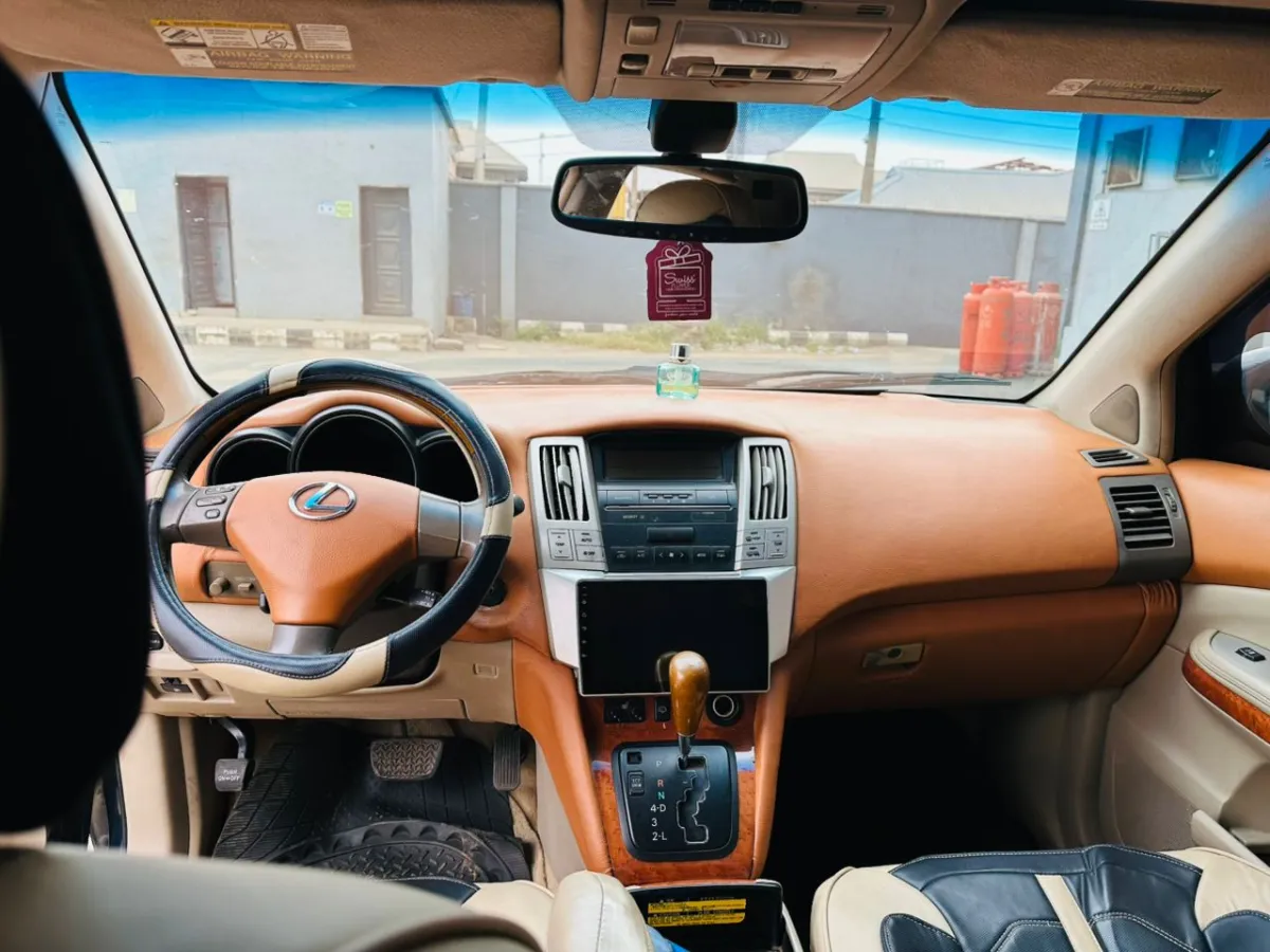 Lexus RX 330 06 - Image 3